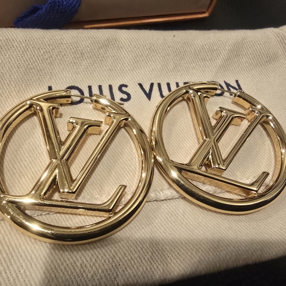 Louise Hoop GM Earrings - Picture 6 of 12